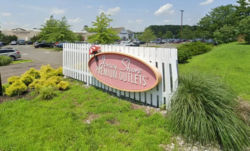Jersey Shore Premium Outlets exterior