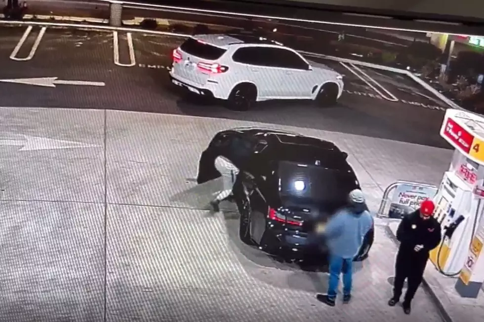Man hiding along a car at a Shell station in Red Bank gets inside as driver completes paying for purchase 1/10/25