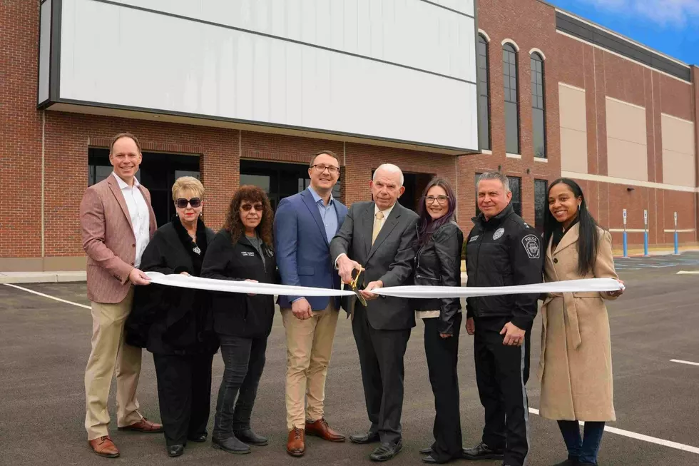 2024 ribbon cutting at 25 Market St, Elmwood Park (Credit Crow Holdings Development