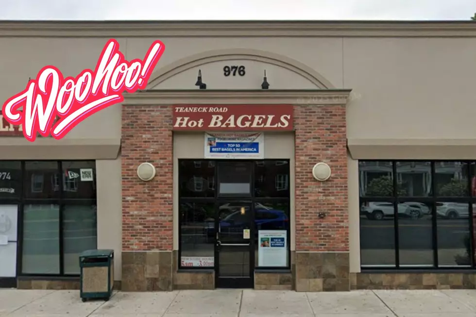 Hot Bagels, Shop