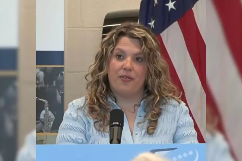 Holly Moscatiello, founder of Balance Project, cheers the phone free legislation (NJ Office of the Governor via Youtube)