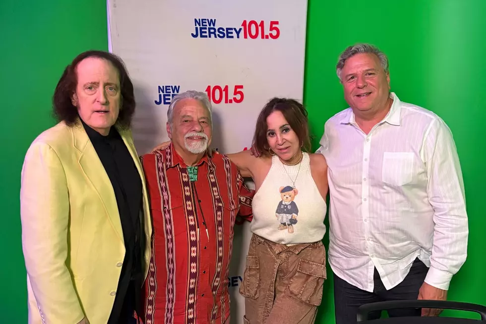 Tommy James und Eddie Brigati mit Judi & EJ am 11. Juni 2026. (Townsquare Media)