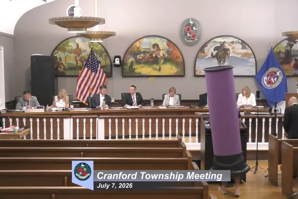 "Bong Holeo" addresses the Cranford Township Committee before starting a dance party. (CranfordTV35 via YouTube)