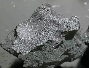 A New Jersey home’s freak meteor strike could help explain how life began