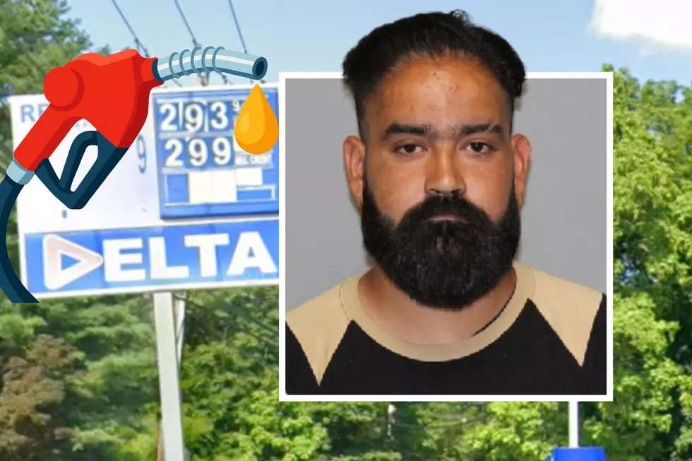 Gas station worker charged with 3 lewd acts near customers