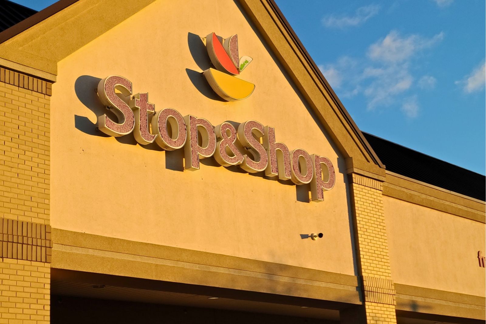 2 Stop & Shop stores closing this fall news image