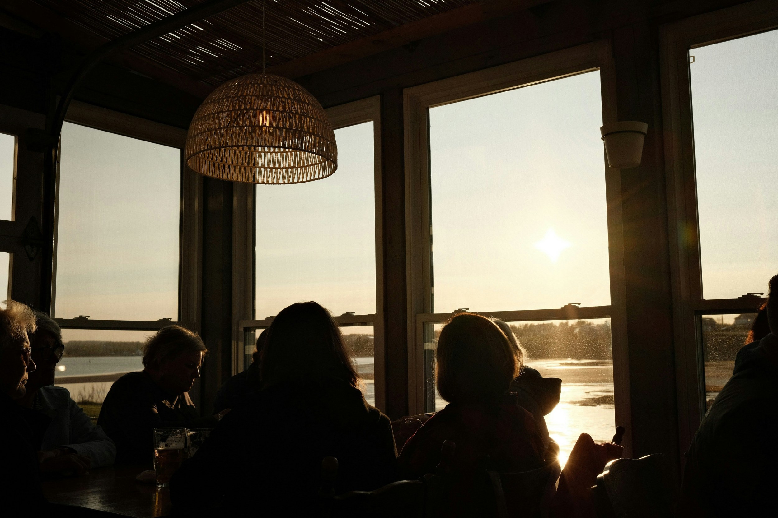 Best Waterfront seafood In NJ news image