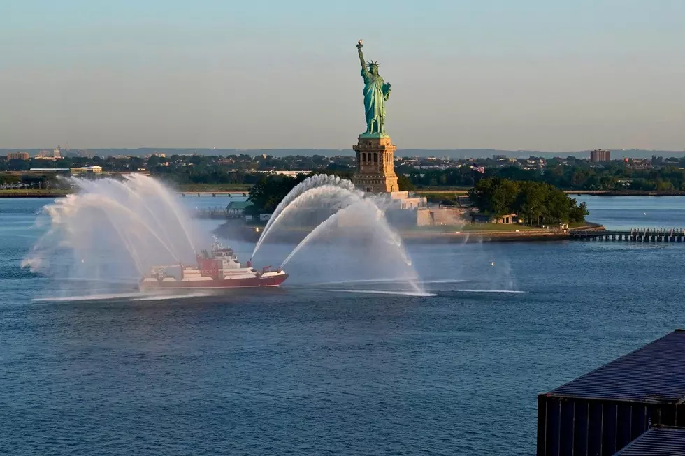 Mom, baby daughter die after boat capsizes near Statue of Liberty