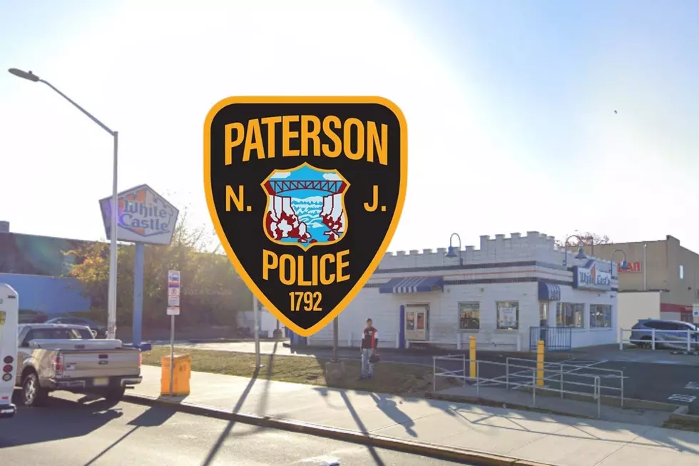 Cops say NJ man smashed White Castle window, grabbed register