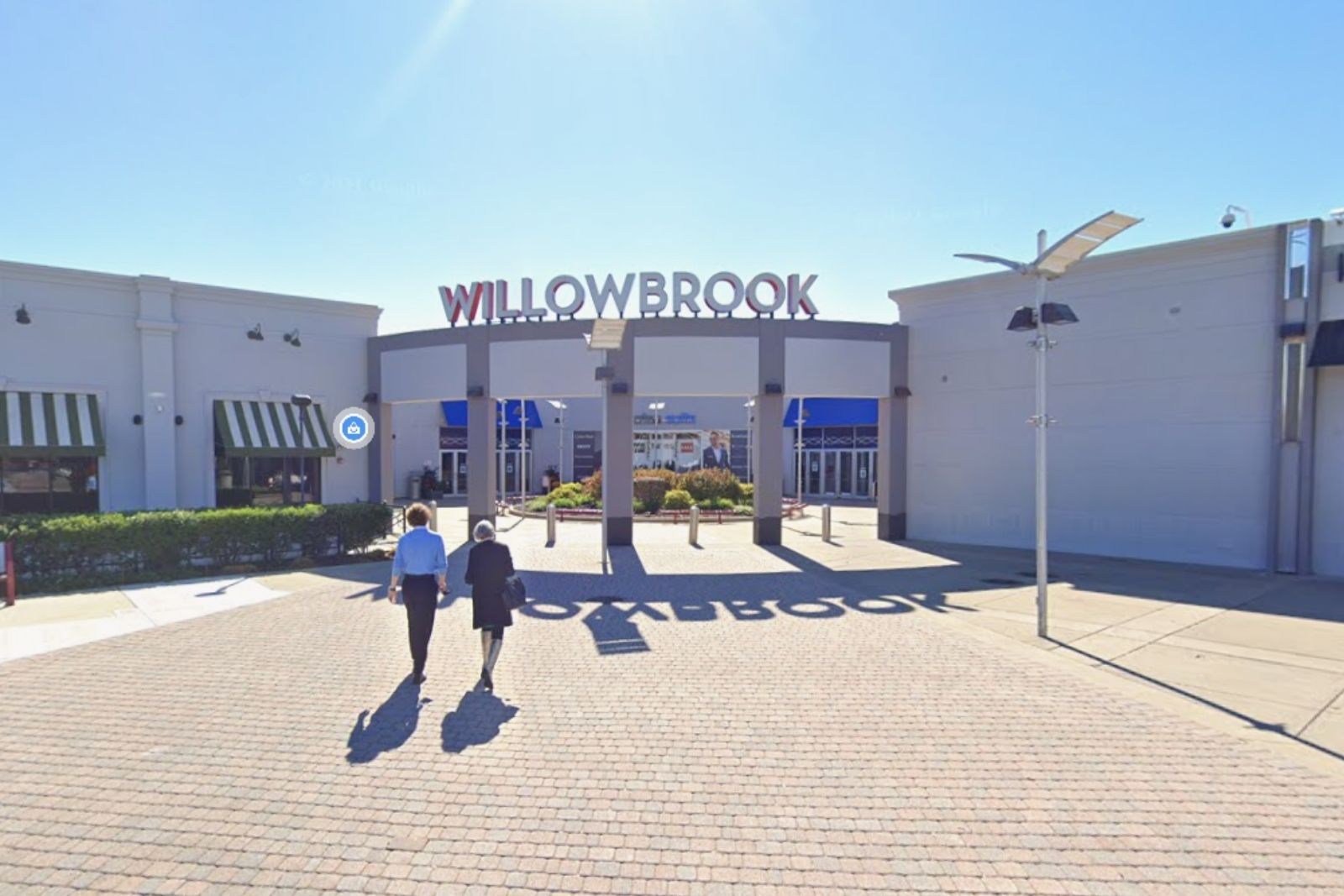 This New Jersey mall's new paid parking sparks shopper backlash news image