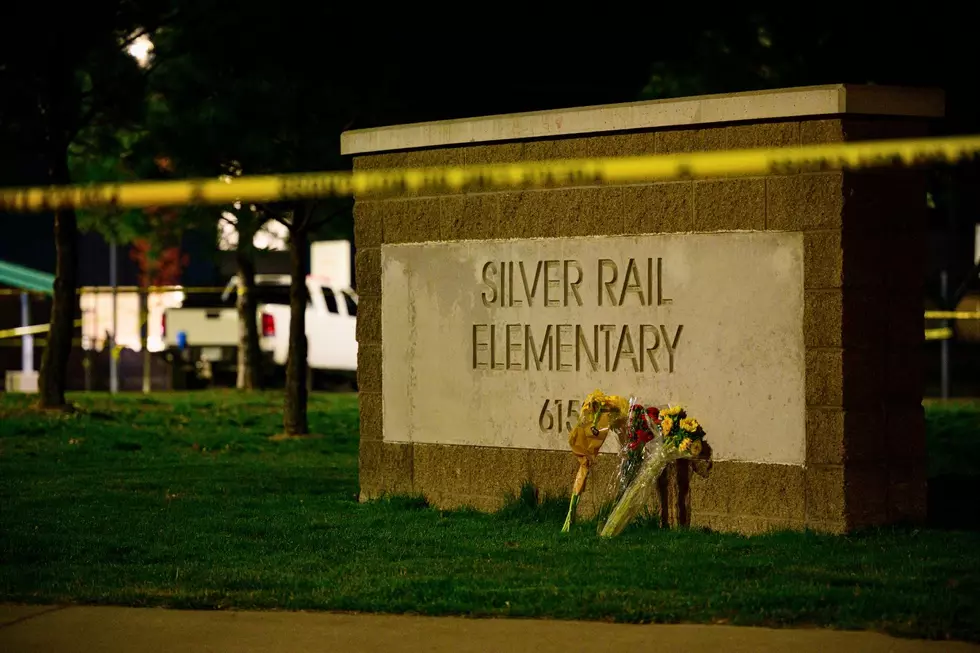 3 children, 1 teacher killed in Oregon school shooting