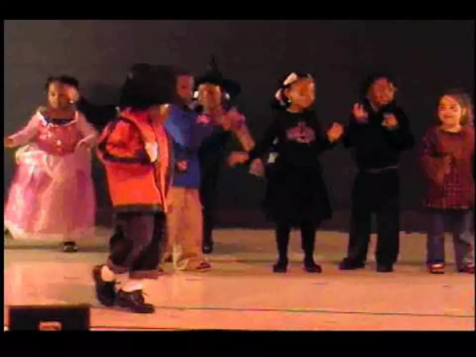 Pre-School Kids Dance to Thriller