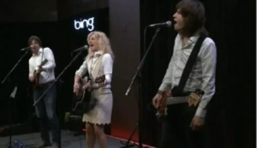 The Band Perry Channels Queen With &#8220;Fat Bottomed Girls&#8221; [VIDEO]