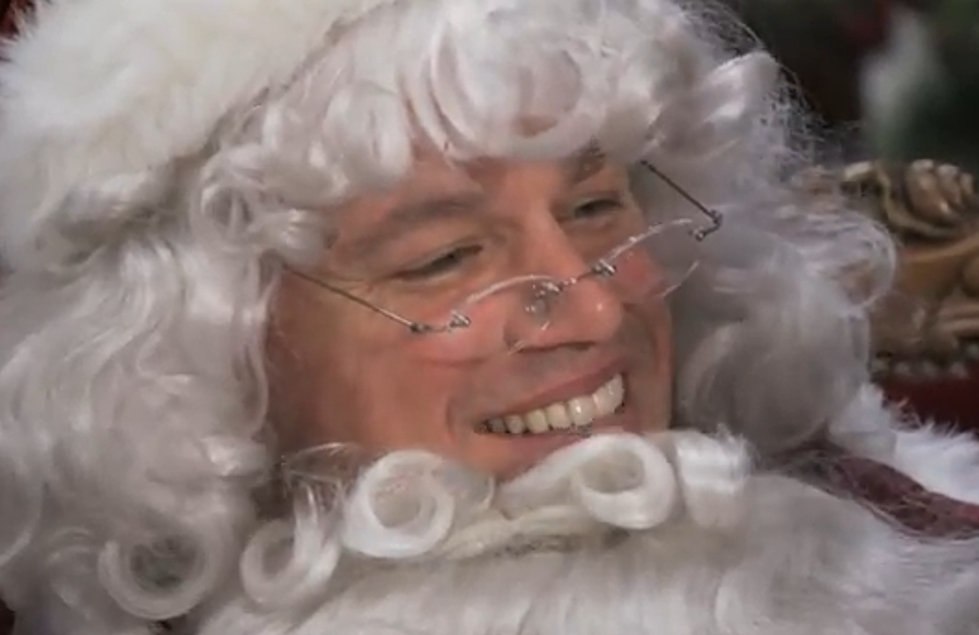Matt Damon Plays Santa For A Cause [VIDEO]