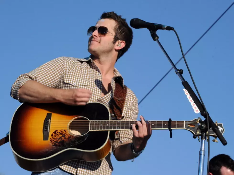 Easton Corbin Brings New Music to Wild West FrogFest &#038; Rodeo June 9th