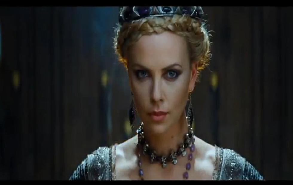 “Snow White and the Huntsman” In Theaters This Weekend [VIDEO]