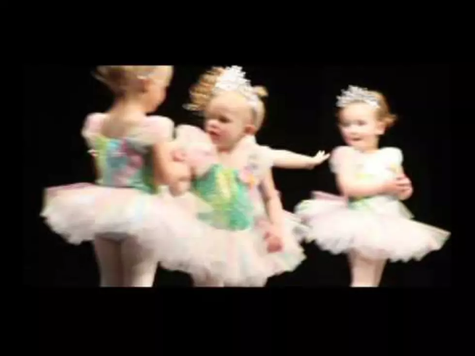 ‘Cute Kids’ of the Day Fight at Dance Recital [VIDEO]