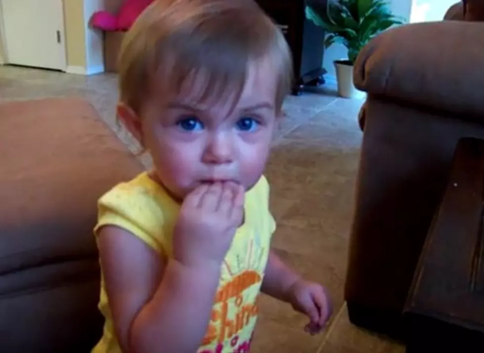 ‘Cute Kid’ of the Day Learns Sign Language