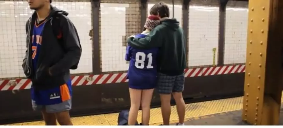New York&#8217;s Annual &#8220;No Pants Subway Ride&#8221; A Success [VIDEO]