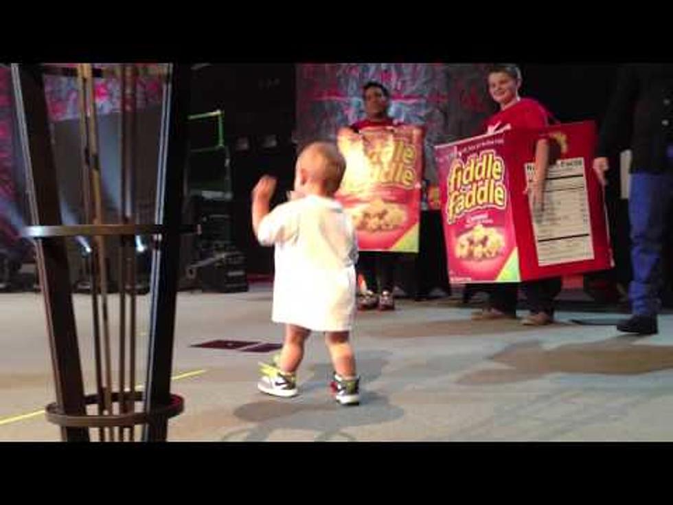 Baby Crashes Daddy’s Concert [VIDEO]
