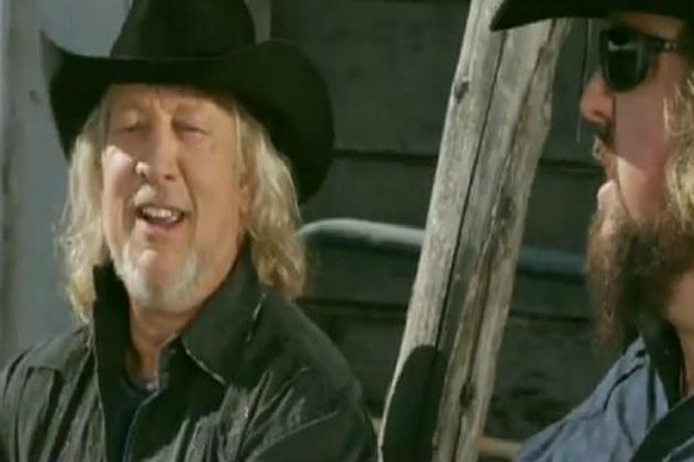 John Anderson and Colt Ford Team Up To Remake Classic Song “Swingin” [VIDEO]
