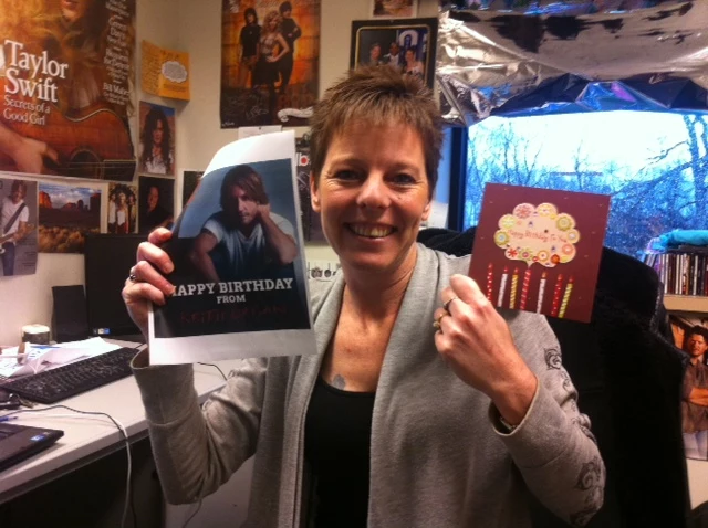 OMG Keith Urban Sent Me a Personalized Birthday Card! [VIDEO & PHOTOS]