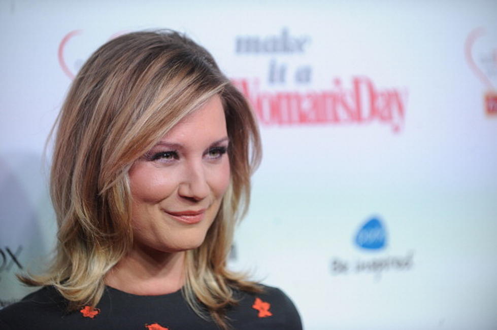 Sugarland’s Jennifer Nettles Shares First Picture of Son Magnus