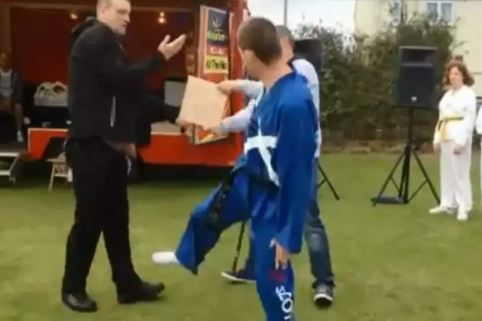 The Worst Martial Arts Demonstration Ever [VIDEO]