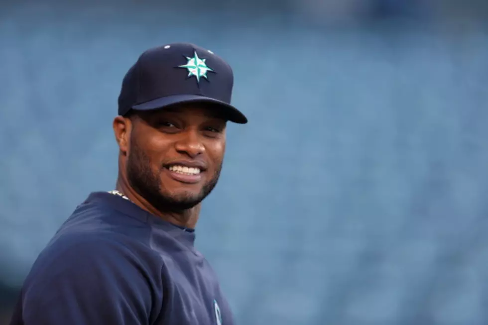 [WATCH] Jimmy Fallon Tricks People Into Booing The Real Robinson Cano