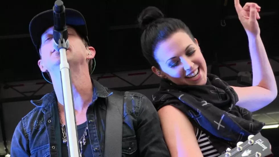 Thompson Square On Stage At Frogfest 2014 [PHOTOS, VIDEOS]
