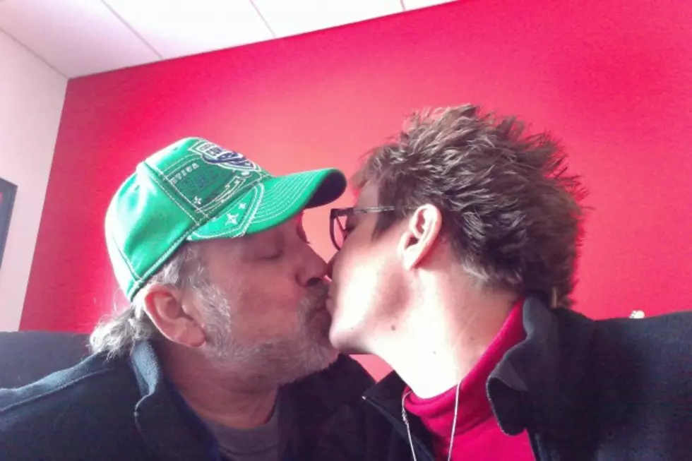 This Valentine&#8217;s Day Kiss Cancer Goodbye [PHOTOS]