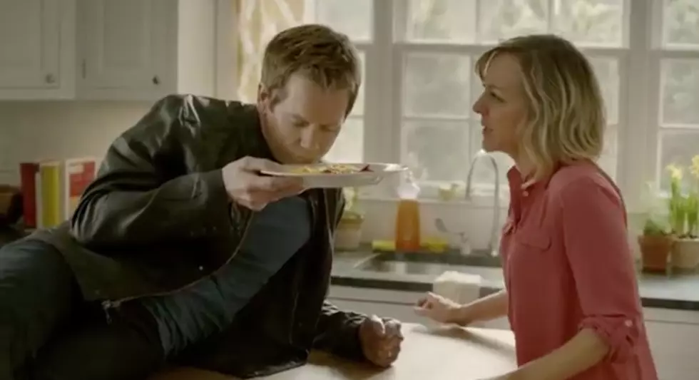 Nothing Goes Better With Eggs Than Kevin Bacon [Video]