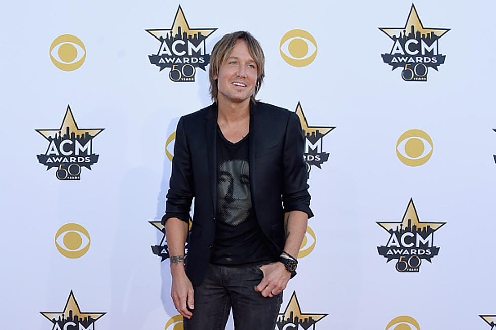 Who Is On Keith Urban&#8217;s Shirt at ACM Awards