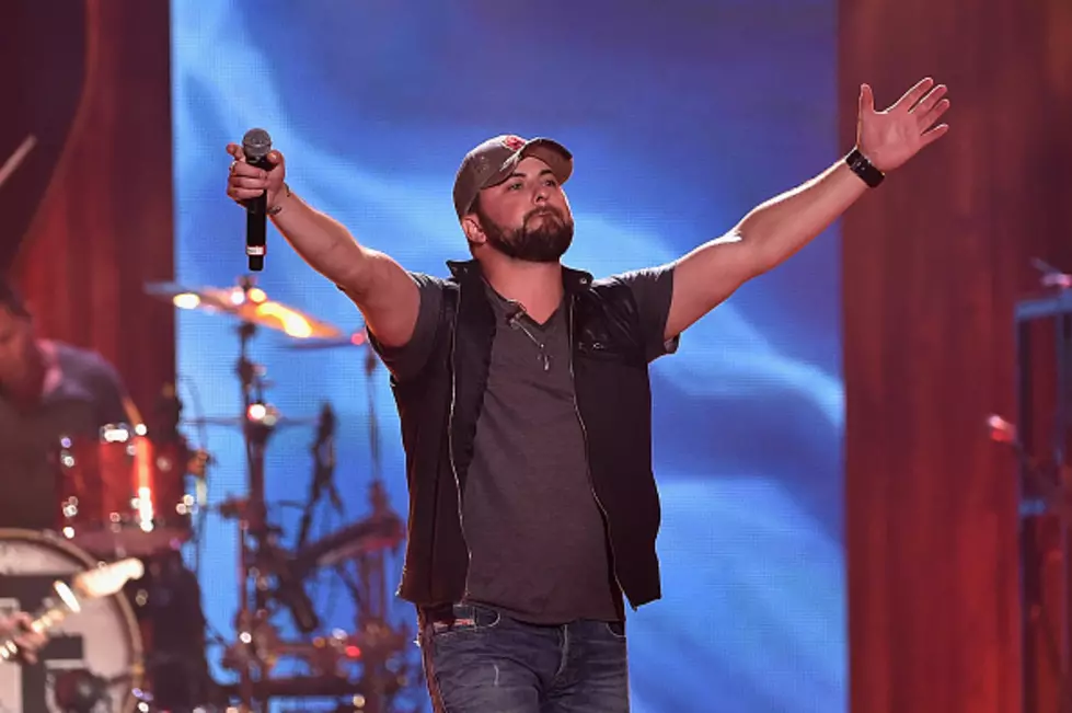 Tyler Farr is Engaged