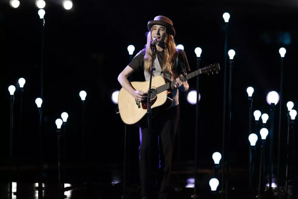 Sawyer Fredericks Continues To &#8216;Shine On&#8217; on &#8216;The Voice&#8217; [VIDEO]