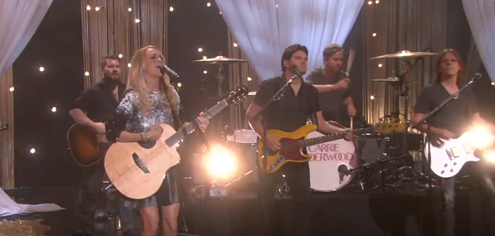 Carrie Underwood Gives Awesome Performance of ‘Smoke Break’ on Ellen [VIDEO]