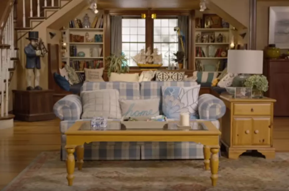 &#8216;Fuller House&#8217; Trailer Features Miranda Lambert