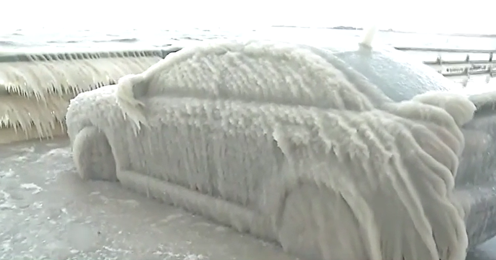 Why You Don’t Park Near Lake Erie in the Winter [VIDEO]