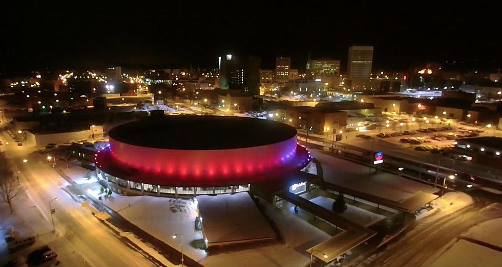 What The AUD Looks Like Outside When The Utica Comets Score Inside [VIDEO]