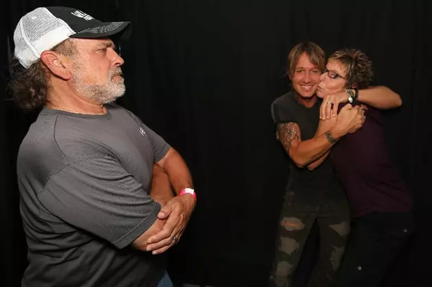 Keith Urban Shows His Sense of Humor With Tad and Polly