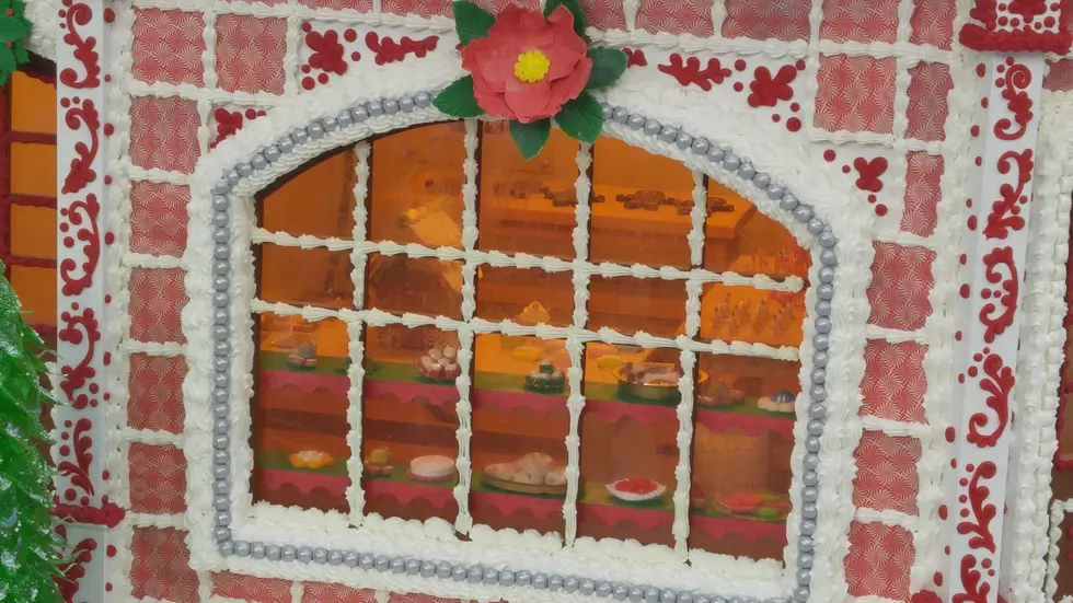 Take A Virtual Tour Of The 2016 Gingerbread Village At Turning Stone