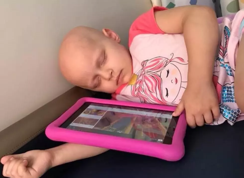 Stranger Buys CNY Girl Battling Cancer a New Tablet for Chemo Treatments