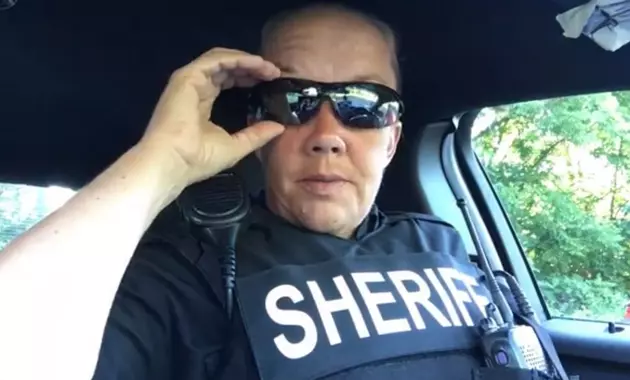 Madison County Deputy Sheriff Keepin&#8217; it Country for Lip Sync Challenge