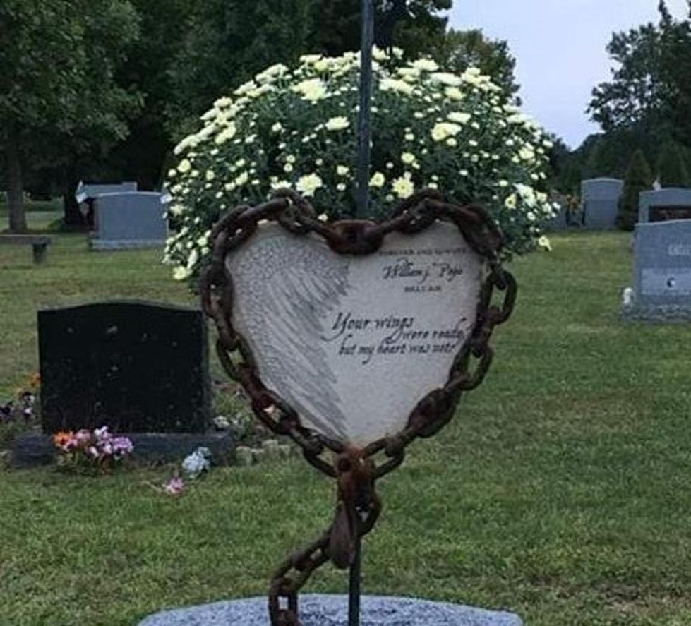 Heartbroken Mother Looking for Heart Chain Stolen from Son&#8217;s Grave in Rome