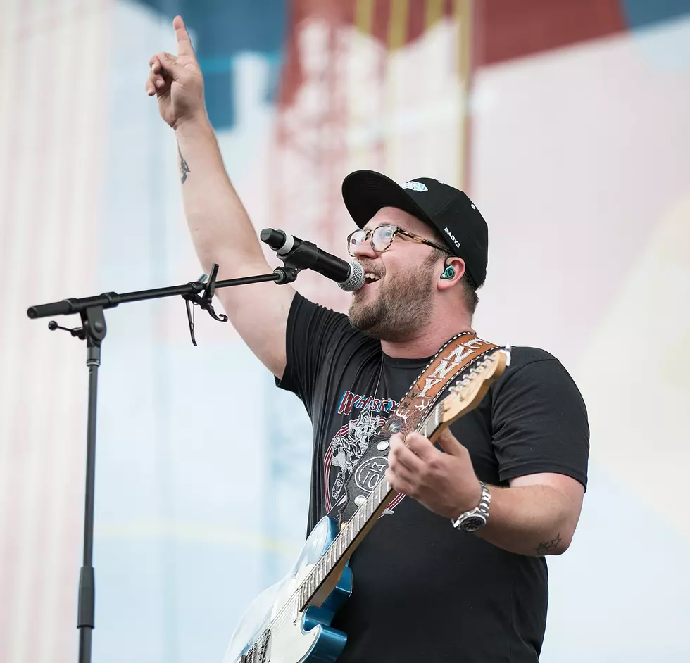 Mitchell Tenpenny Calls in Ahead of His Central New York Show