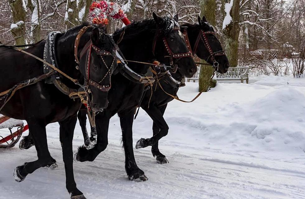 Free Holiday Wagon Rides in Syracuse This Weekend