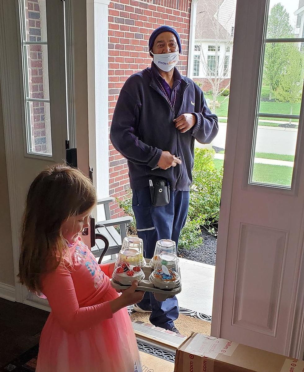 FedEx Driver Brings Girl a Treat When He Hears It&#8217;s Her Birthday