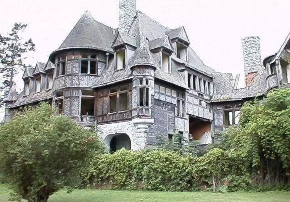 Step Inside Castle Abandoned for 70 Years in the Thousand Islands