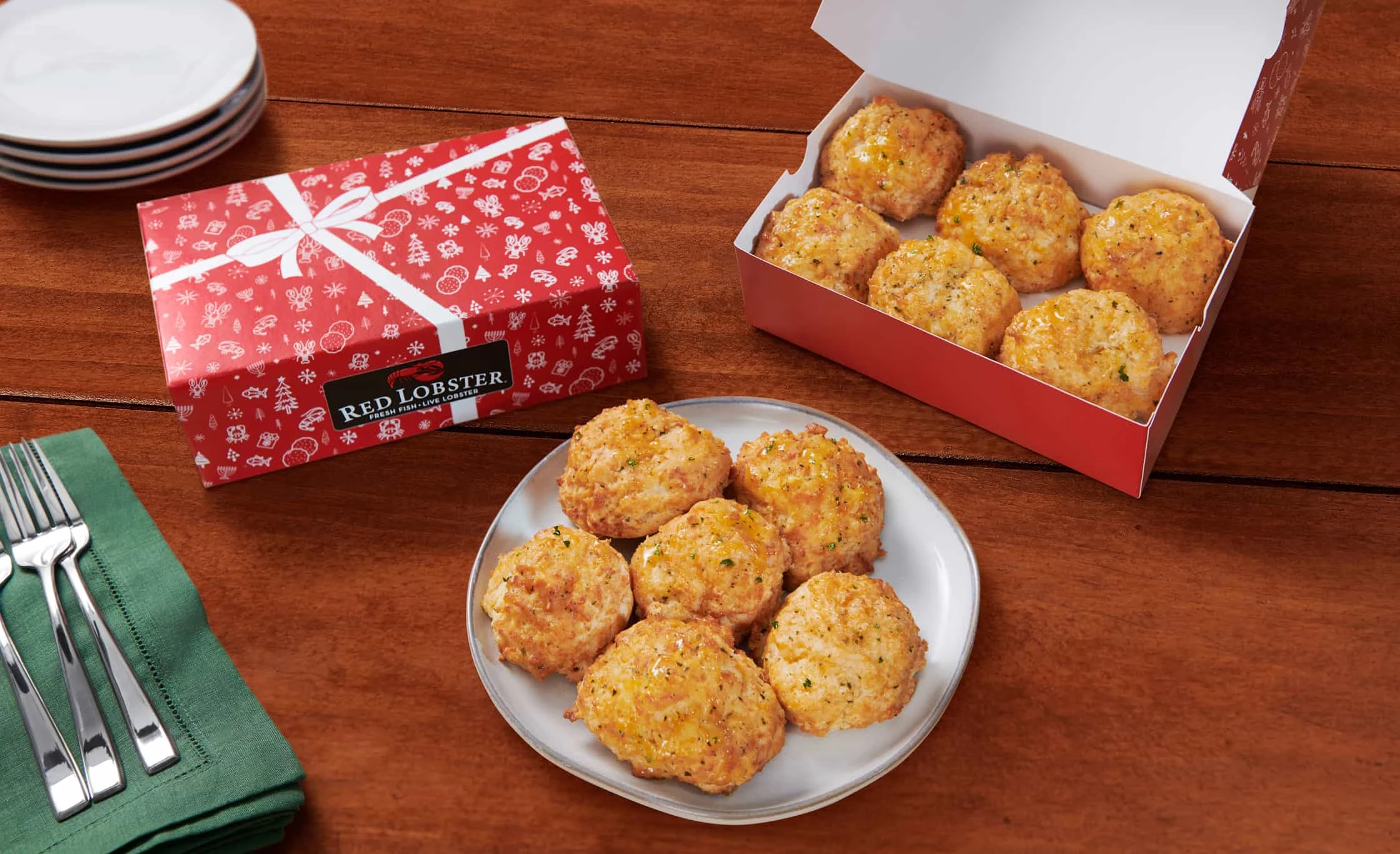 Don't Panic! Red Lobster Cheddar Bay Biscuits Are Still Unlimited
