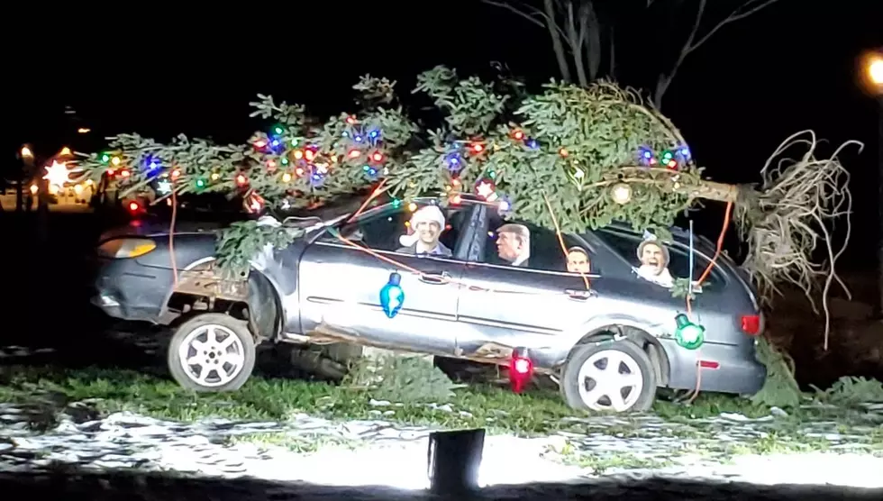 christmas vacation tree on car